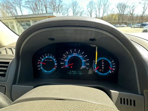 Used 2011 Ford Fusion S image 10