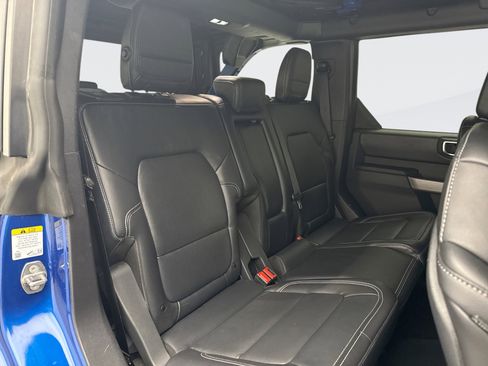 Used 2021 Ford Bronco First Edition AWD/4WD image 18