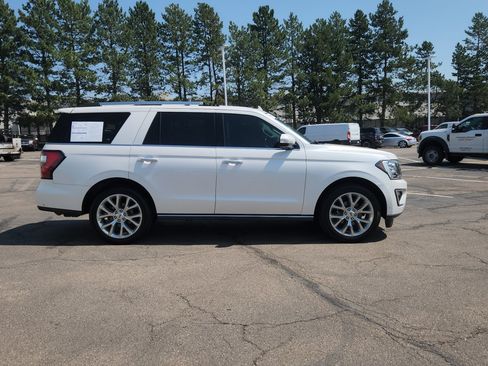 Certified 2019 Ford Expedition Limited w/ Equipment Group 302A AWD/4WD image 9