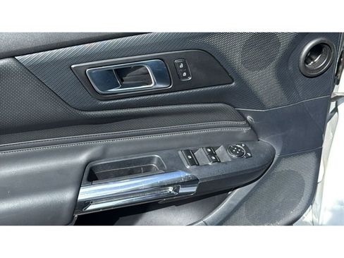 Used 2024 Ford Mustang Premium RWD image 9