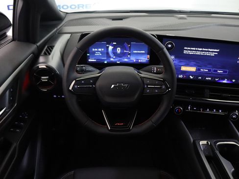 New 2026 Chevrolet Equinox EV RS image 17