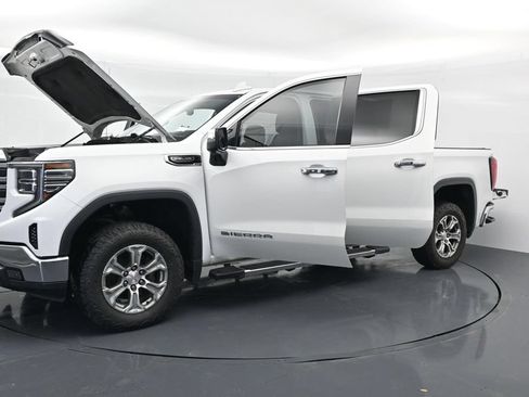 Used 2024 GMC Sierra 1500 SLT RWD image 40