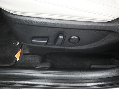 Used 2024 Kia Telluride S w/ S Sunroof Package FWD image 27