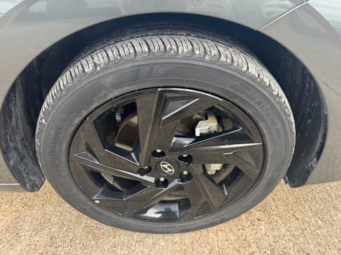 Used 2026 Hyundai Elantra Sport FWD image 10