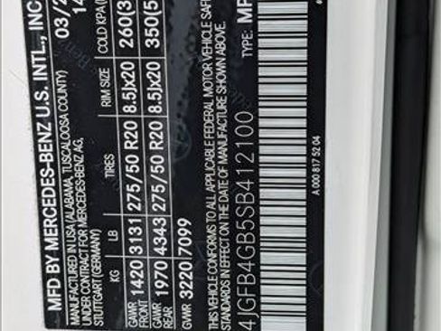 Certified 2025 Mercedes-Benz GLE 450e 4MATIC image 26