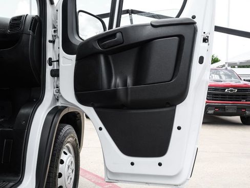 Used 2023 RAM ProMaster 2500 FWD image 41