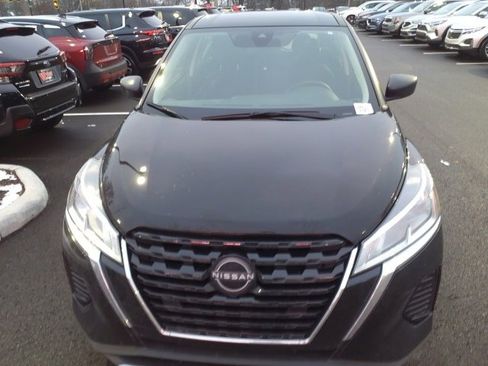 Used 2023 Nissan Kicks S image 8