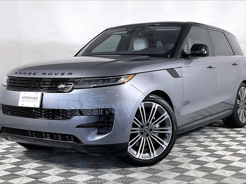 Used 2023 Land Rover Range Rover Sport SE image 1