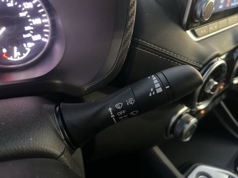 Used 2024 Nissan Sentra SV image 14