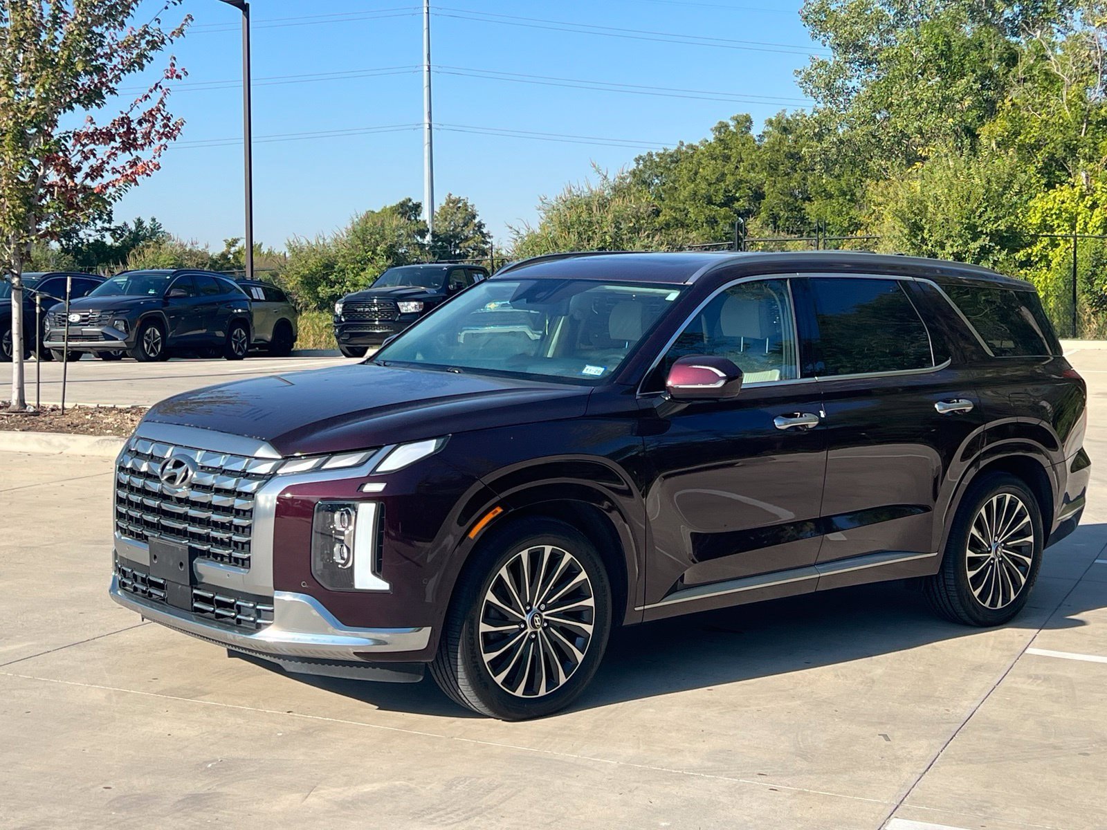 Used 2023 Hyundai Palisade Calligraphy w/ Cargo Package FWD image 5