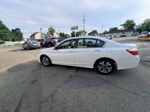 Used 2013 Honda Accord LX image 37