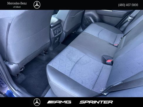 Used 2025 Toyota RAV4 XLE FWD image 21