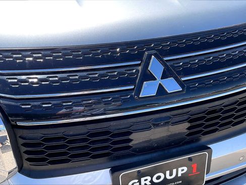 Used 2024 Mitsubishi Outlander SE FWD image 29