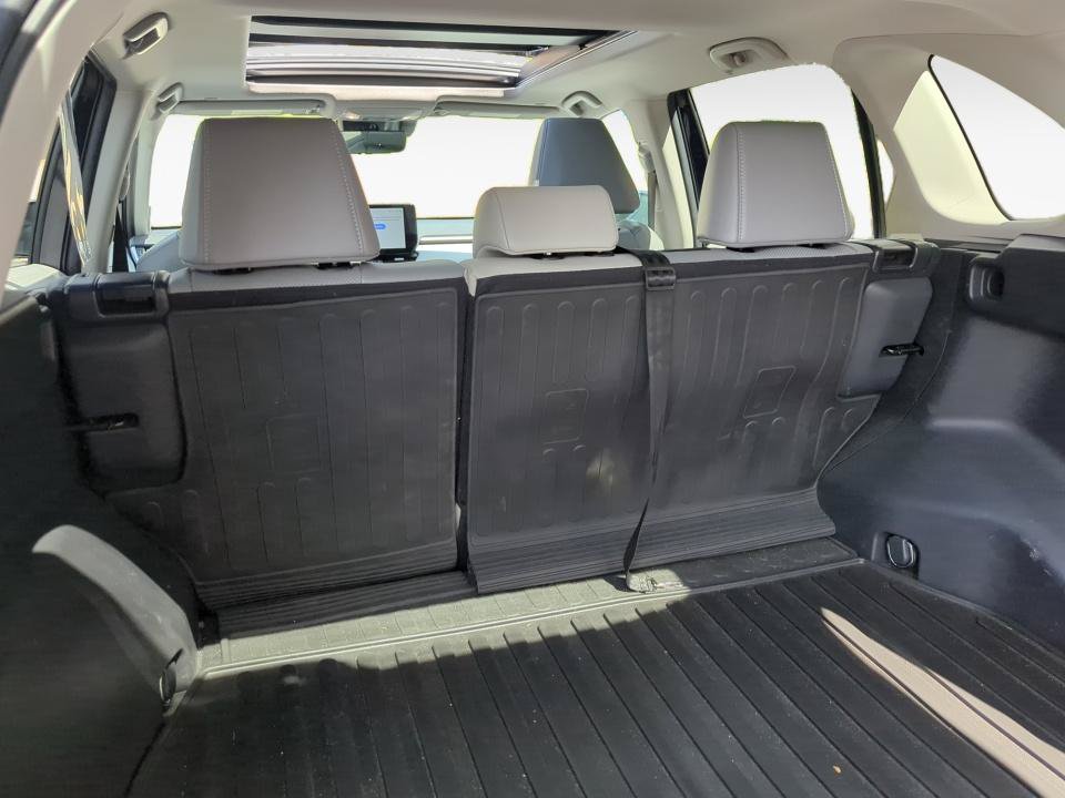 Used 2023 Toyota RAV4 Limited AWD/4WD image 21