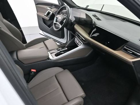 Used 2025 Audi Q5 Premium Plus AWD/4WD image 27