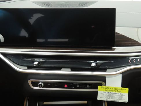 Used 2026 BMW X5 xDrive40i w/ Climate Comfort Package AWD/4WD image 15