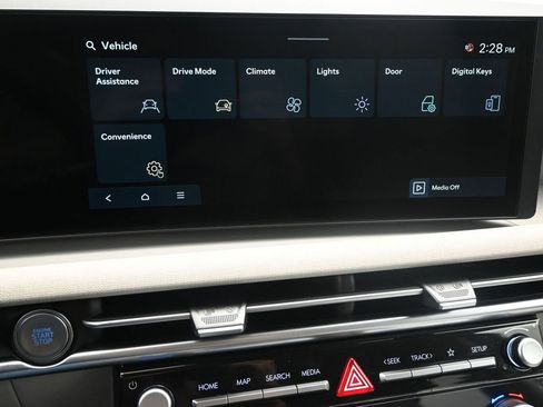 Used 2025 Hyundai Tucson SEL image 17