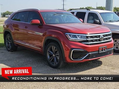Used 2021 Volkswagen Atlas Cross Sport SE w/ Panoramic Sunroof Package