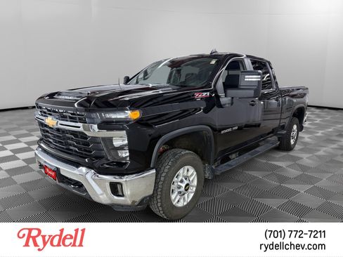 Used 2024 Chevrolet Silverado 2500 LT w/ Safety Package AWD/4WD image 1