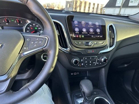 Used 2024 Chevrolet Equinox LT image 42