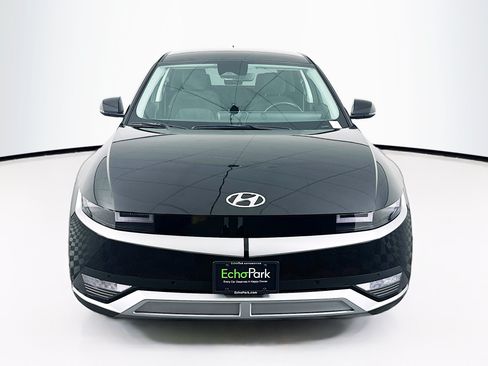 Used 2024 Hyundai Ioniq 5 SEL RWD image 2