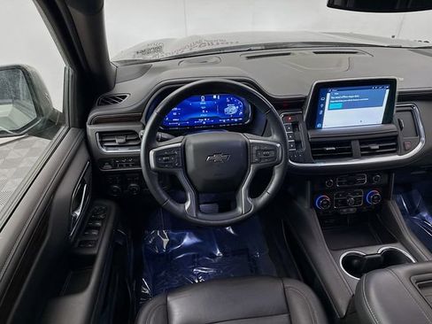 Used 2023 Chevrolet Tahoe Z71 w/ Luxury Package AWD/4WD image 25