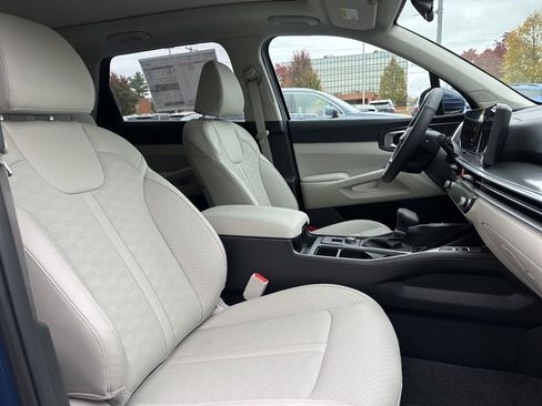 New 2026 Kia Sorento S w/ S Panoramic Sunroof Package image 14