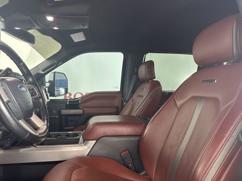 Used 2022 Ford F350 Platinum w/ FX4 Off-Road Package image 11