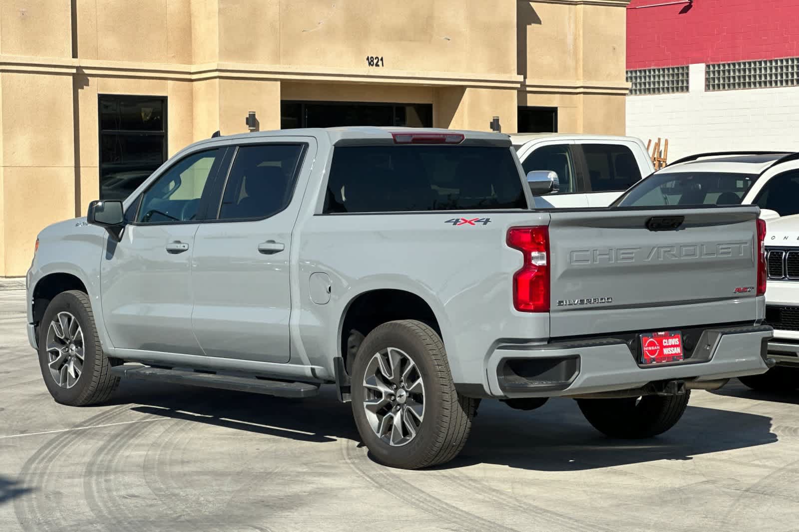 Used 2024 Chevrolet Silverado 1500 RST AWD/4WD image 7