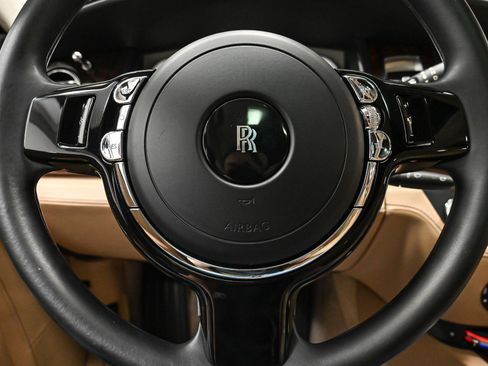 Used 2017 Rolls-Royce Ghost image 11