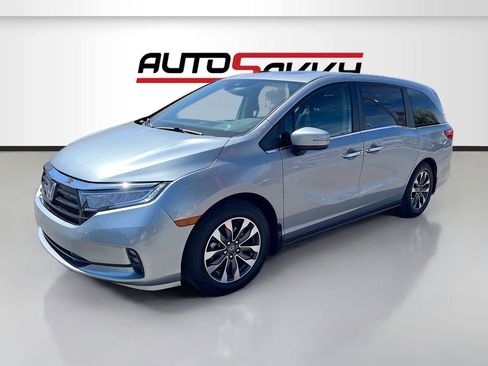 Used 2024 Honda Odyssey EX-L image 3