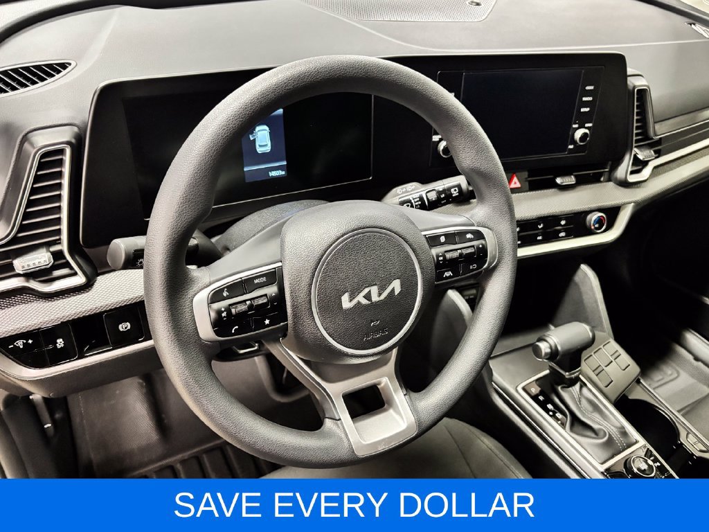 Used 2024 Kia Sportage LX FWD image 16