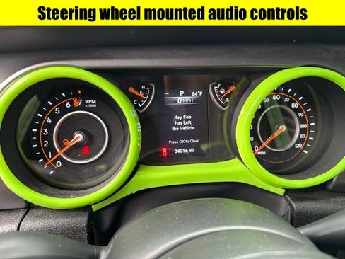 Used 2023 Jeep Gladiator Sport w/ Trailer Tow Package AWD/4WD image 12