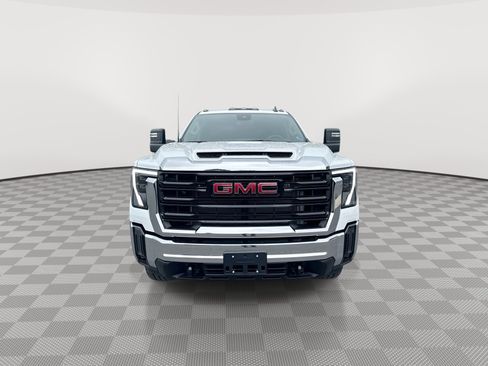 New 2026 GMC Sierra 3500 Pro AWD/4WD image 3