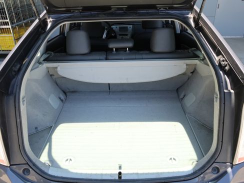 Used 2013 Toyota Prius Three FWD image 32