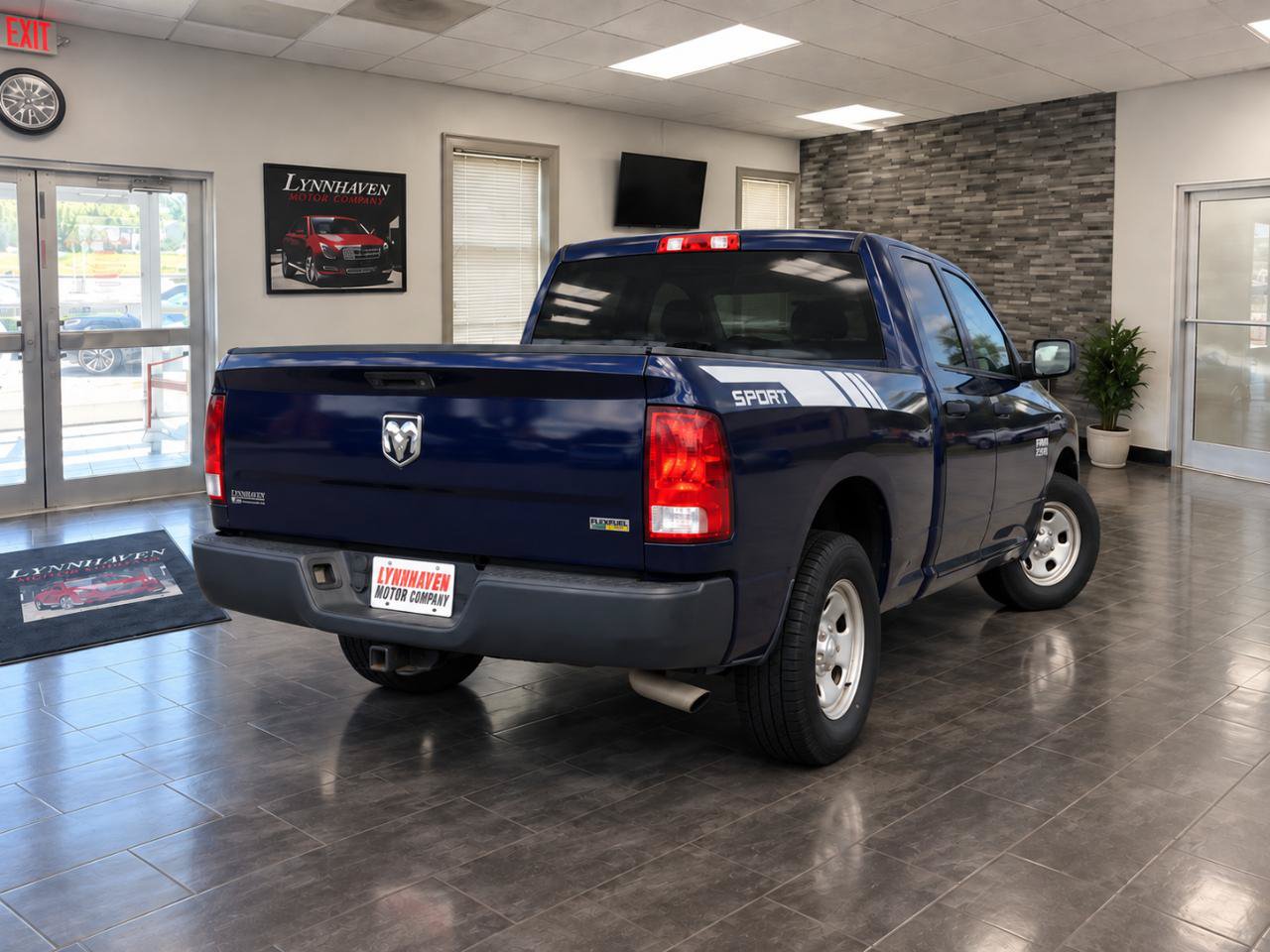 Used 2017 RAM 1500 Tradesman w/ Popular Equipment Group RWD image 4