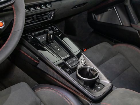 Used 2025 Porsche 911 Carrera GTS RWD image 38