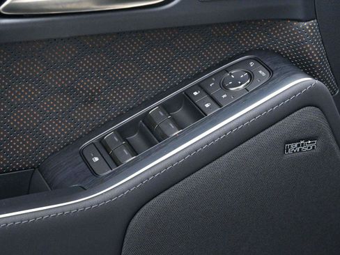 Used 2025 Lexus GX 550 w/ Cold Area Package image 14