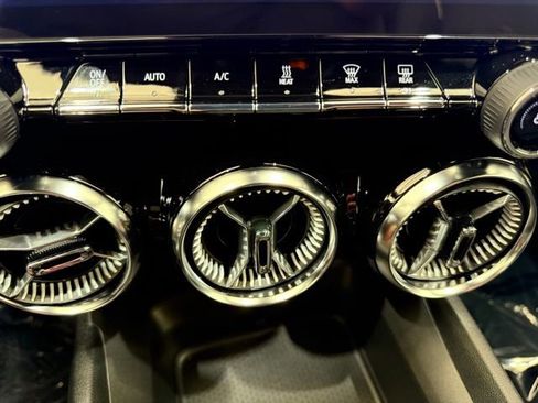 New 2025 Chevrolet Blazer EV LT image 36