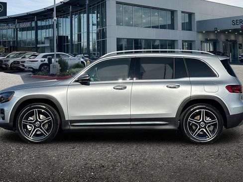 New 2026 Mercedes-Benz GLB 250 4MATIC image 7