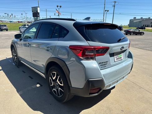 Used 2020 Subaru Crosstrek Hybrid w/ Moonroof Package w/Navigation AWD/4WD image 5