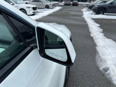 Used 2023 Tesla Model Y Long Range image 13