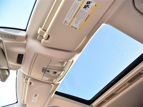 Used 2016 Mercedes-Benz GLE 350 image 23