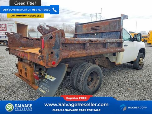 Used 2013 GMC Sierra 3500 W/T w/ Snow Plow Prep Package image 4