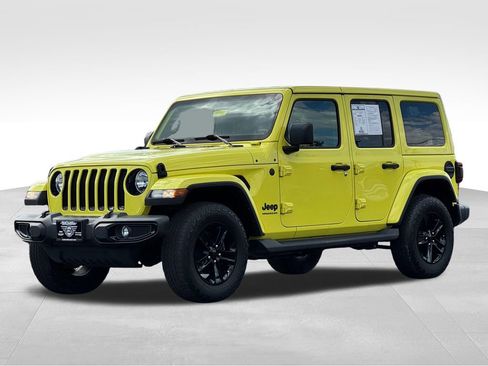 Used 2023 Jeep Wrangler Unlimited Sahara AWD/4WD image 3