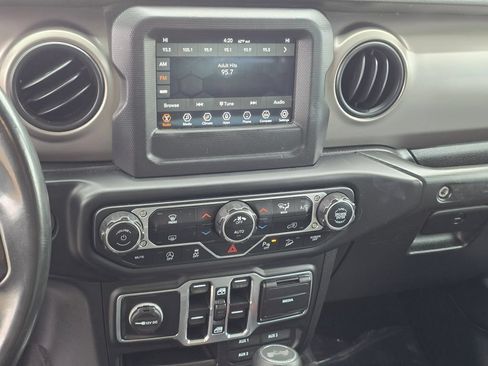 Used 2020 Jeep Wrangler Unlimited Sport AWD/4WD image 15