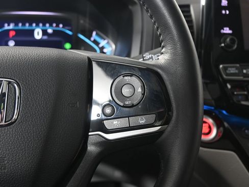 Used 2023 Honda Odyssey Elite image 41