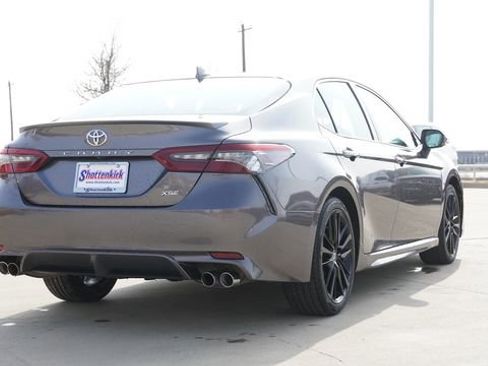Used 2023 Toyota Camry XSE image 9