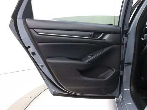 Used 2022 Honda Accord Sport image 21