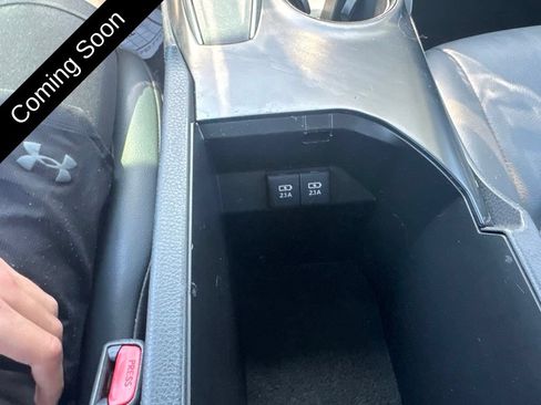 Used 2020 Toyota Camry SE FWD image 47